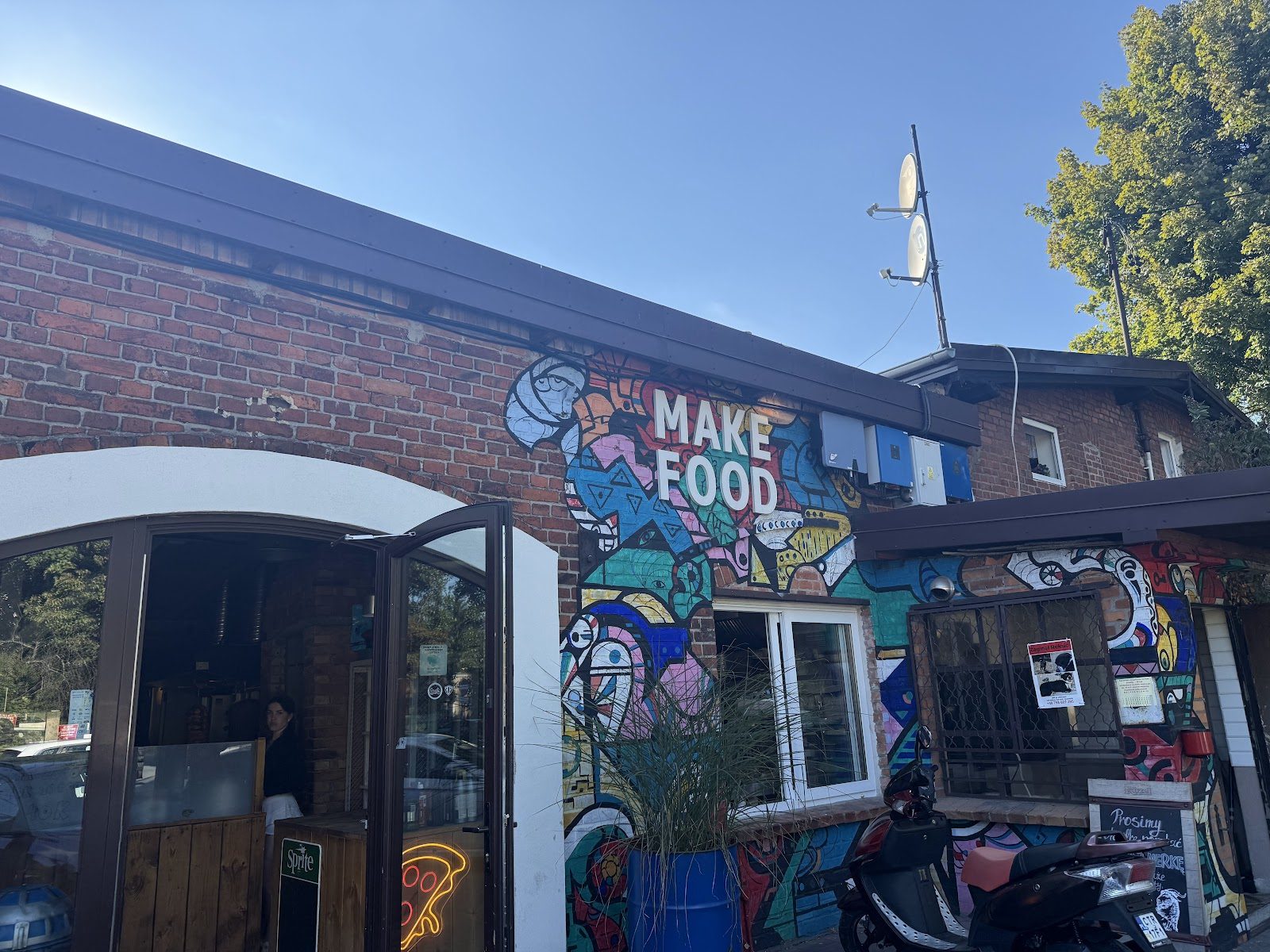 Planeta Lewobrzeże Streetfood & Bar, Torun