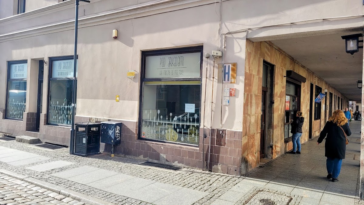 Bar Mleczny Pod Arkadami, Torun